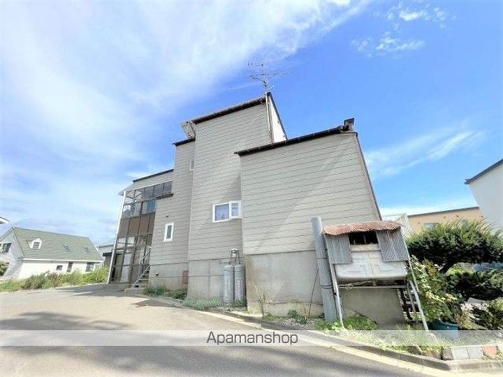 白石アパート1階の外観