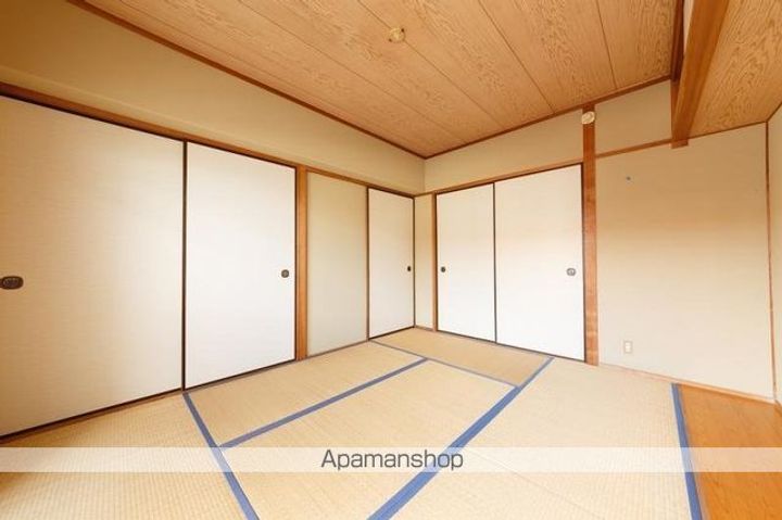 LUNA TWO203の内装