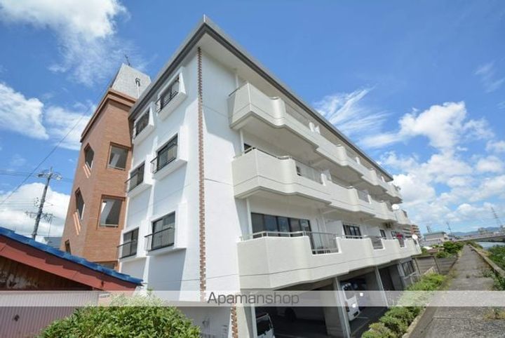 第三岡田マンション303の外観