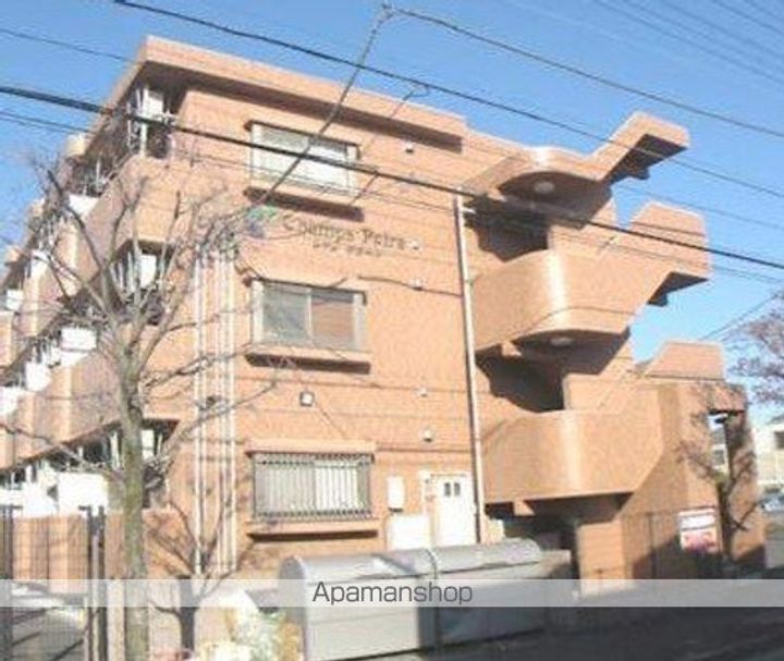 シャン・ポワール101の外観