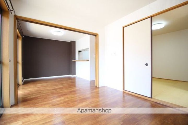 フォブール当新田 A棟101の内装