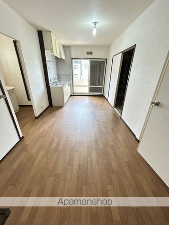 サンシティ 新長曽根の居間