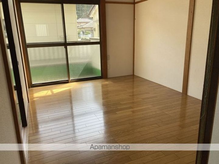 第2しらさぎ荘の居間