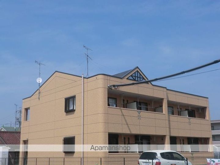 愛知県弥富市前ケ須町勘助走の賃貸アパートの外観