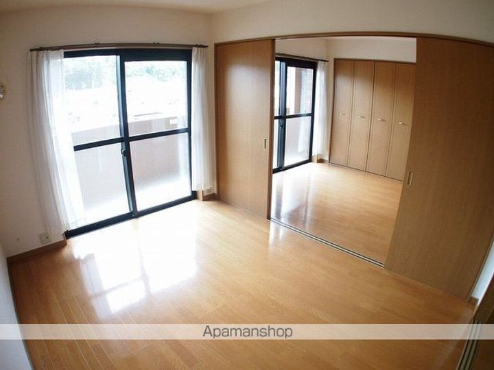 ガーデンハイム樗 1番館1-503の内装