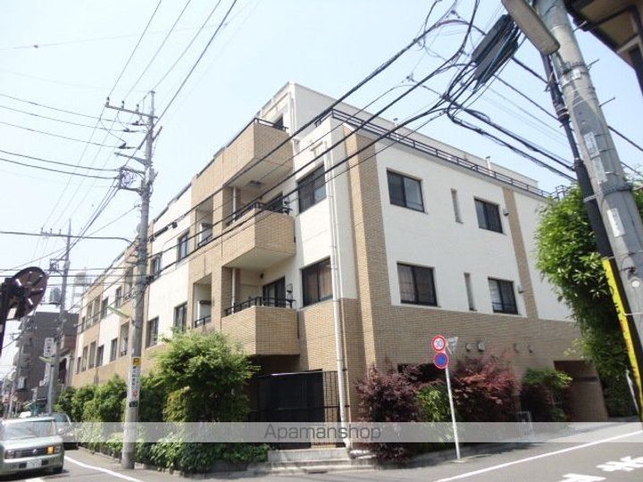 レジデンス三宿の外観