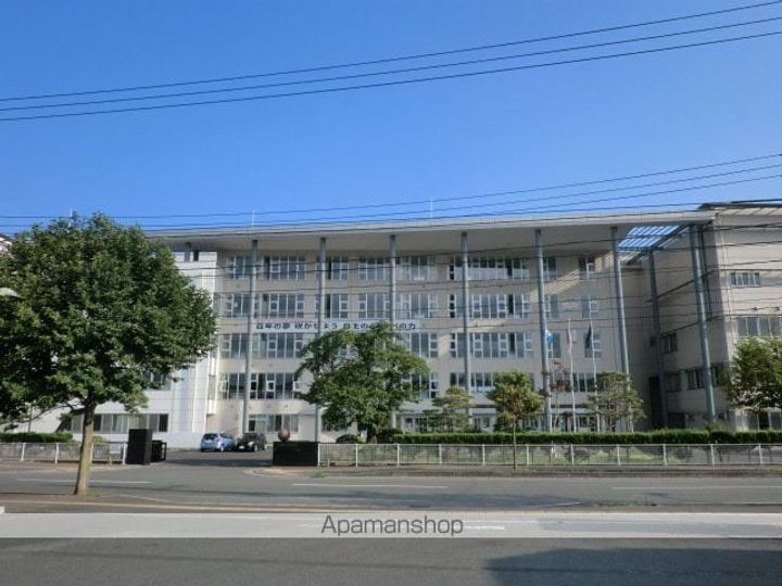 オアゾ103の周辺