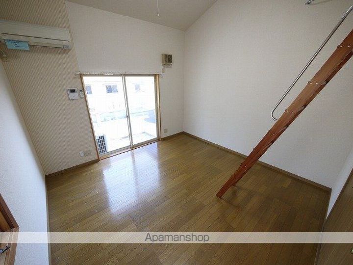 スカイスクレーパーの居間