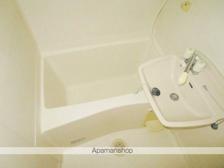 レオパレスフローラの風呂