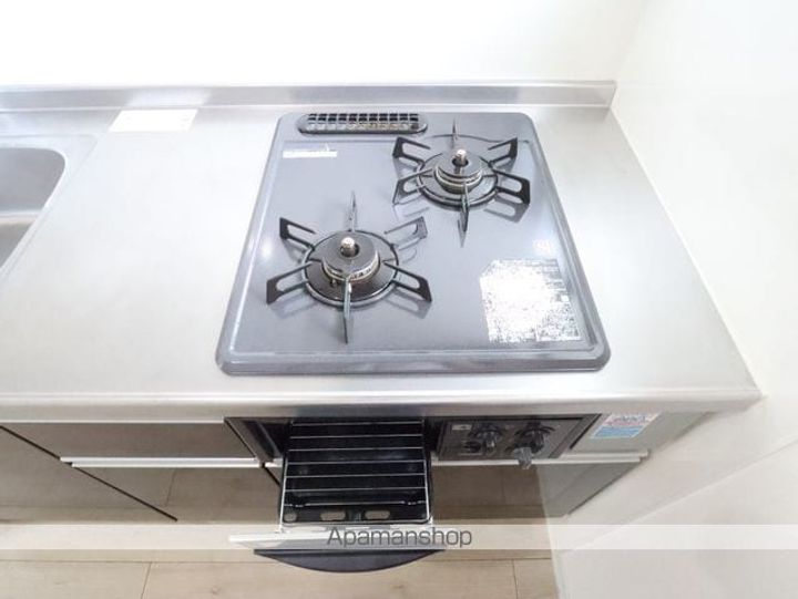 セントラル川名の内装