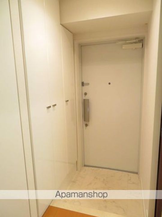 レジデンス仙台駅東の玄関