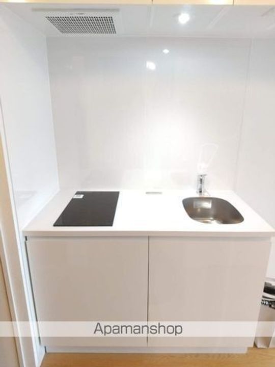 東京都中野区弥生町5丁目の賃貸マンションのキッチン