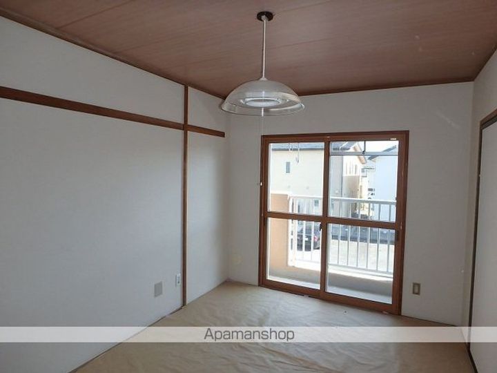 コーポ塩野303の居間