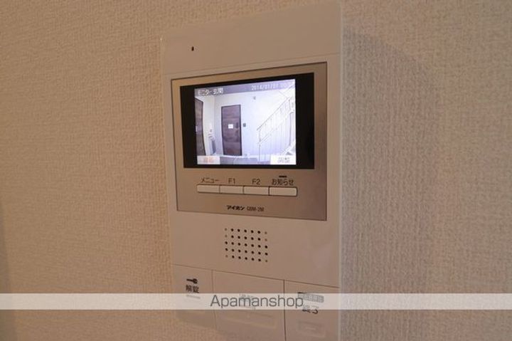 EPI和白丘107の内装