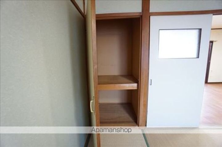 中島マンション5の内装