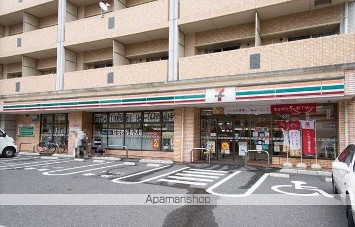 レオパレス御幸暖荘101の周辺