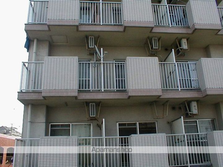 田中ビルの外観