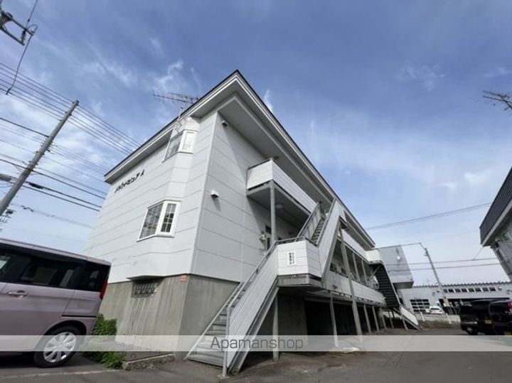 メゾンドピュアA棟202の外観