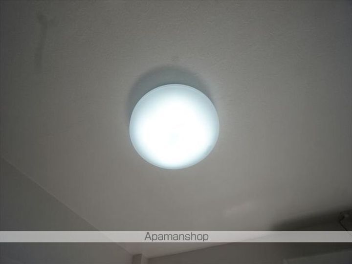 愛知県名古屋市東区泉2丁目の賃貸マンション1007の内装