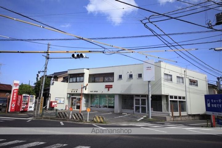 ファミール椚田201の周辺