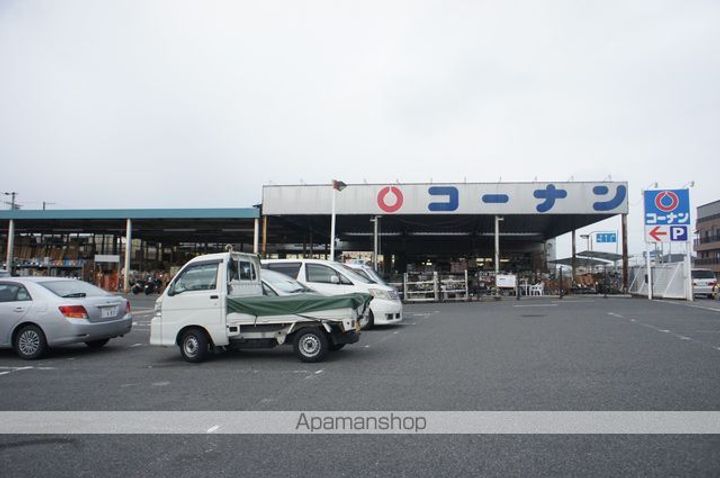 ウエストスクエアB棟の周辺