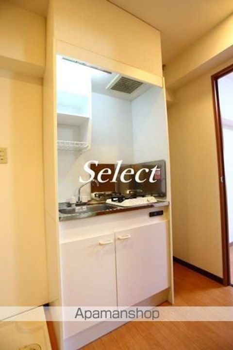 神奈川県横浜市中区日ノ出町1丁目の賃貸マンションのキッチン