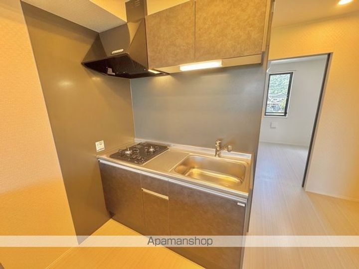 滋賀県東近江市小脇町の賃貸アパートのキッチン