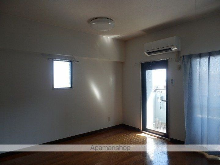 パラドール佐藤の内装