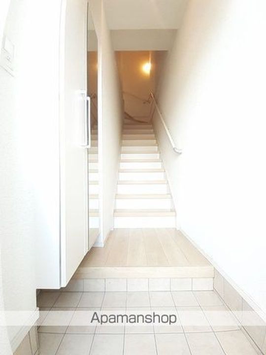 サニーハウスの玄関