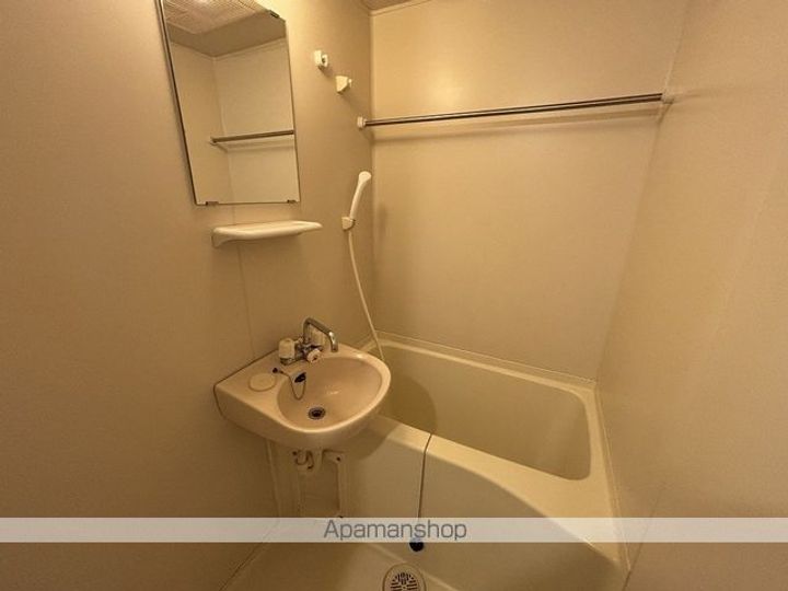 レオパレスM101の風呂