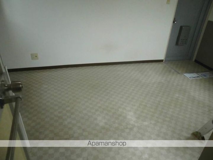 アスカ藤の内装