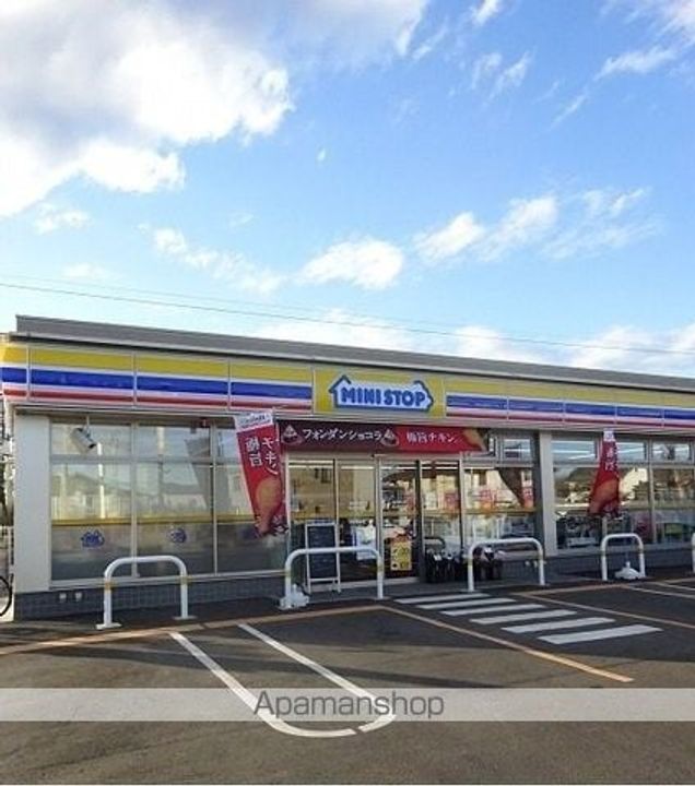 東京都東大和市芋窪6丁目の賃貸アパートの周辺