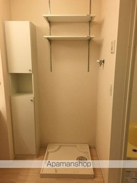 ウヴェルテュールの内装