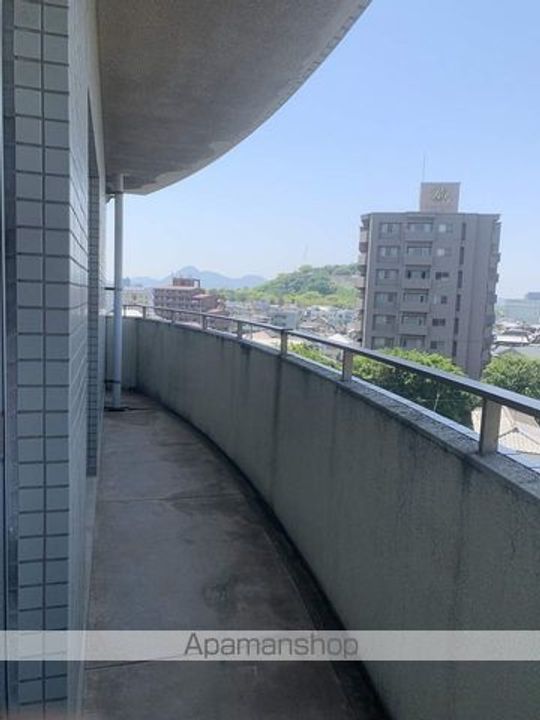 ベルメール土居の内装