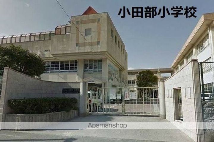 リファレンスリバービュー室見の周辺