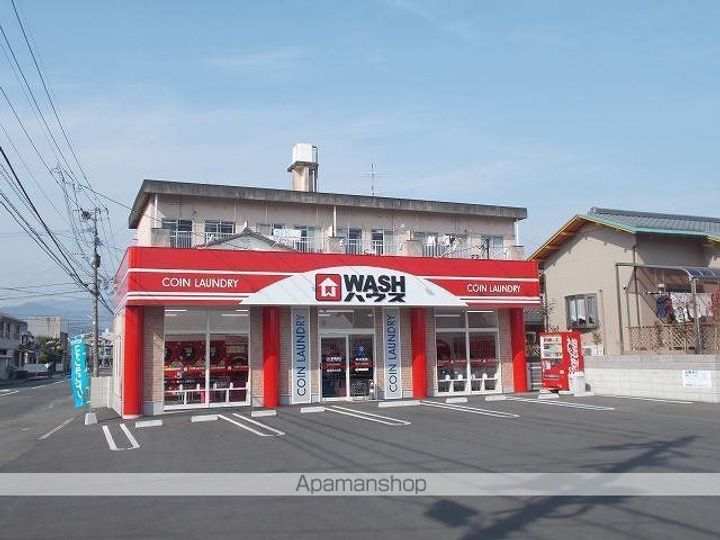 宮崎県延岡市日の出町2丁目の賃貸アパートの周辺