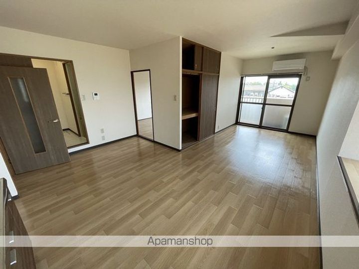 パストラルタカヨコ3-Aの居間