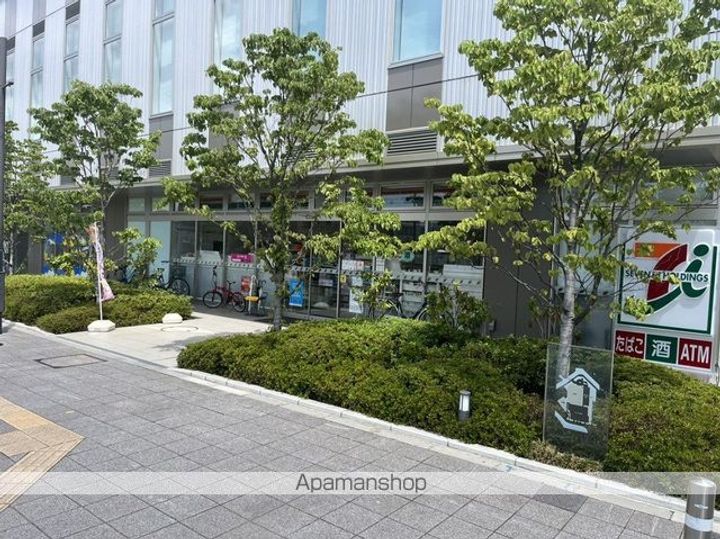 レオパレスHSB見沼の周辺