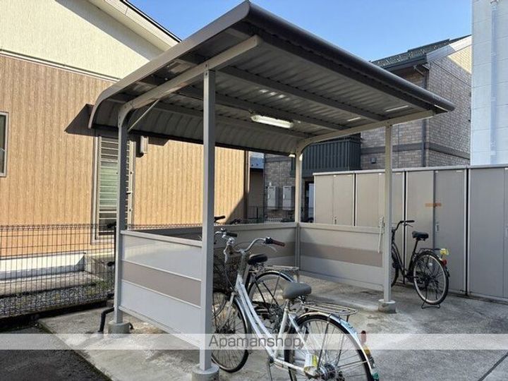 ディールーム和田東の内装
