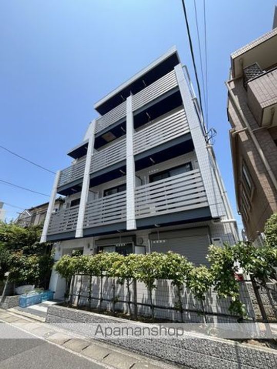 クラリス舞浜の外観