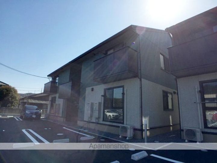 アーブルヴィラージュA棟の外観