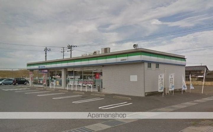 ヴィラ鶴新田 弐番館の周辺