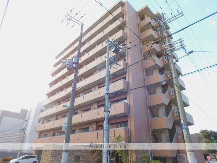 アーバンフラッツ城東の外観