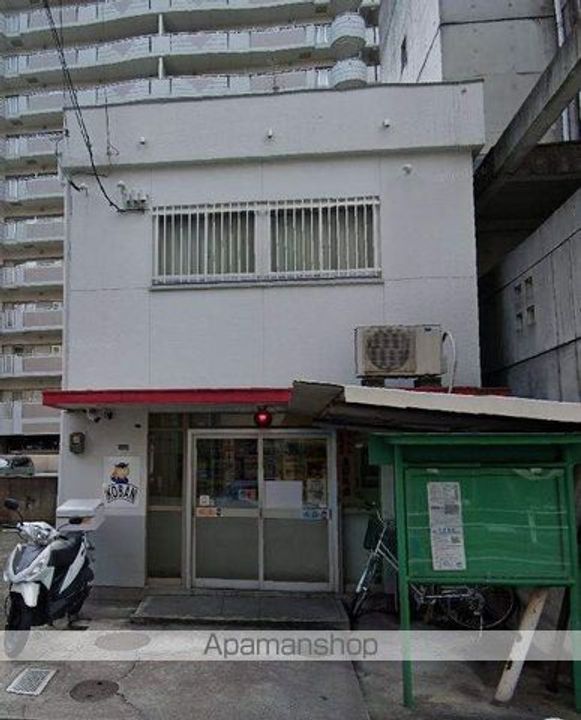 クレスト泉の周辺