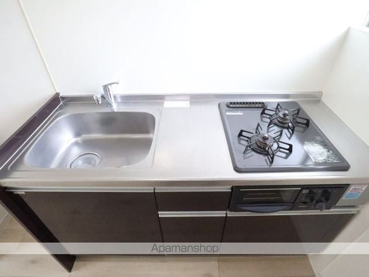 セントラル川名のキッチン