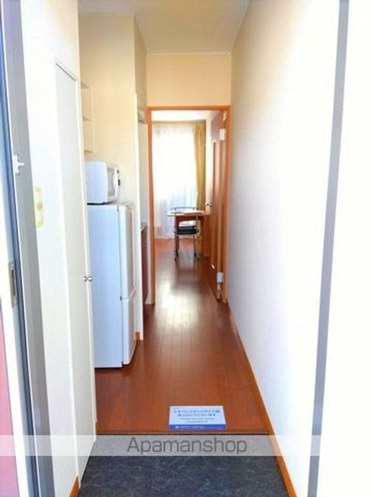 レオパレスポトリバIの玄関