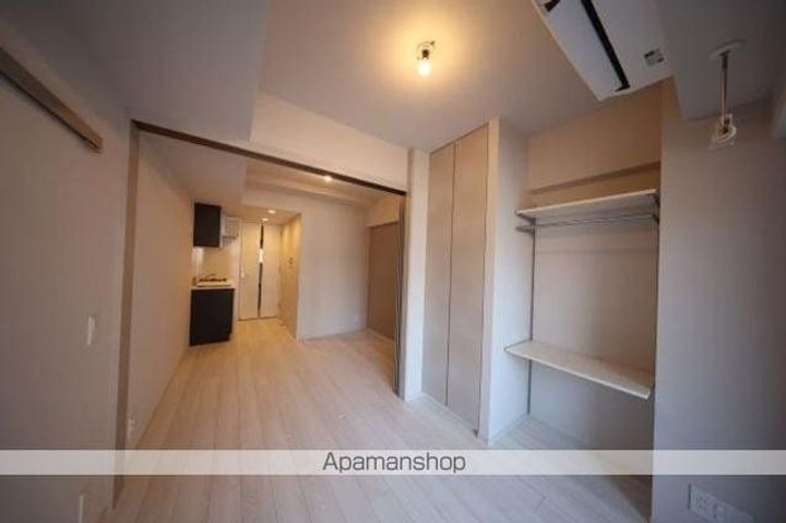 ルフォンプログレ田原町の居間