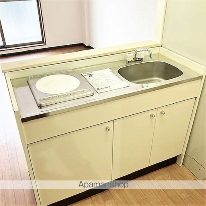 パラッツォ本宮205のキッチン