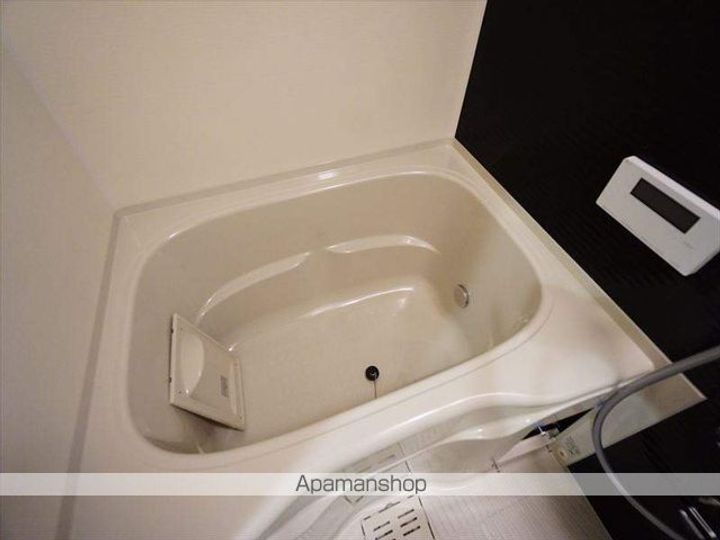 愛知県名古屋市千種区仲田2丁目の賃貸マンションの内装