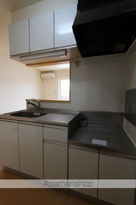 香川県高松市円座町の賃貸アパートの内装